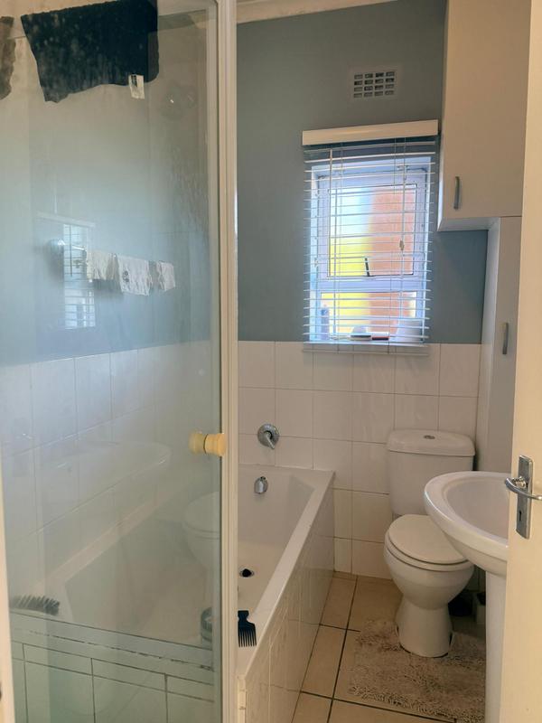 2 Bedroom Property for Sale in Labiance Estate Western Cape